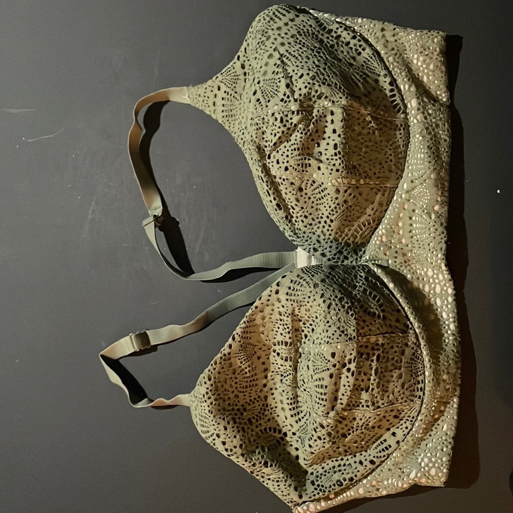 Grayish green bra size 38DD